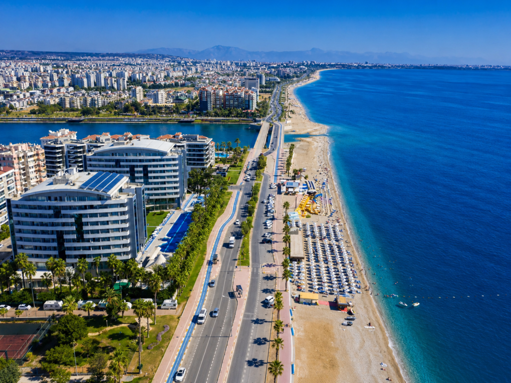 Konyaaltı sahil yolu ve denize yakın Antalya günlük kiralık daire